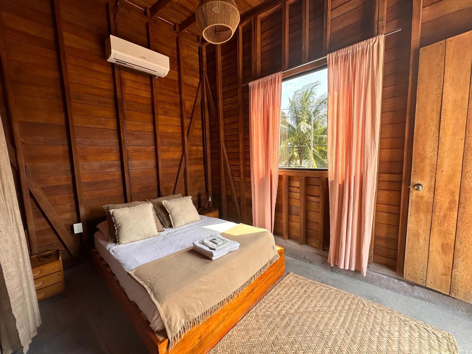 Mapache Hostel & Camping Isla Holbox Exterior photo